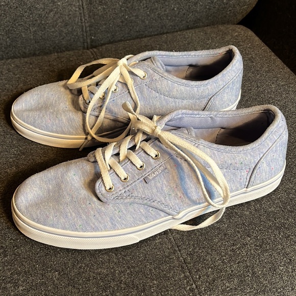 Vans 7 - Picture 4 of 5